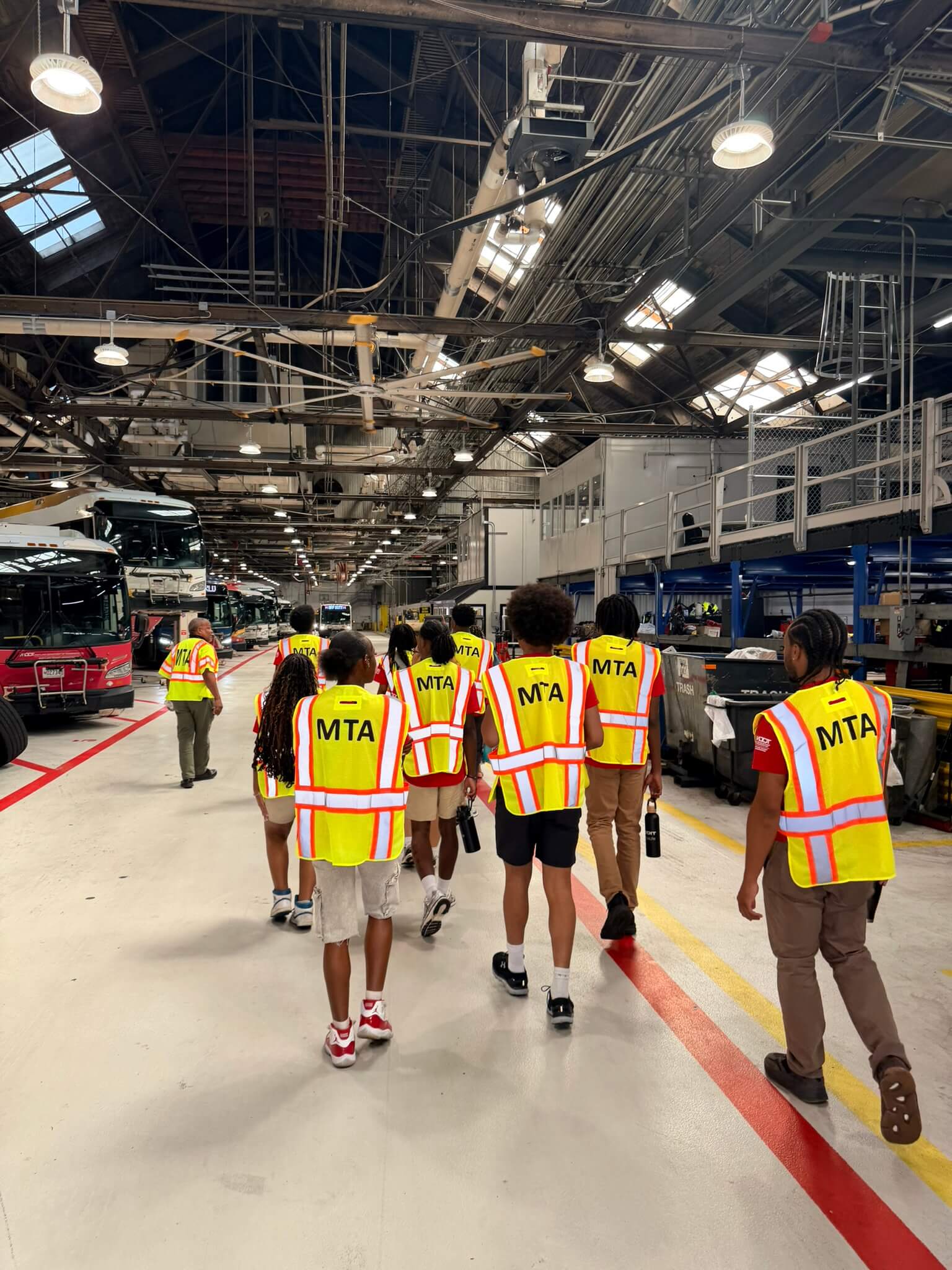 2026-red-line-interns-at-garage